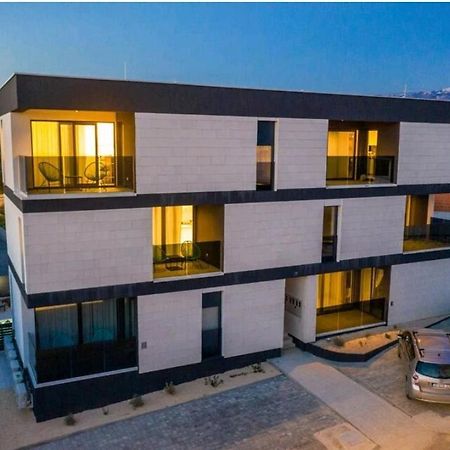 Apartments House Novel Новаля Екстер'єр фото